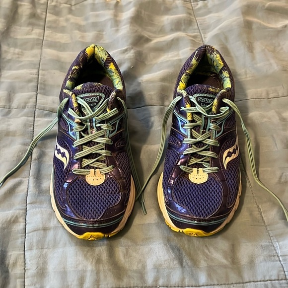 Saucony Shoes - Running sneakers women’s 10